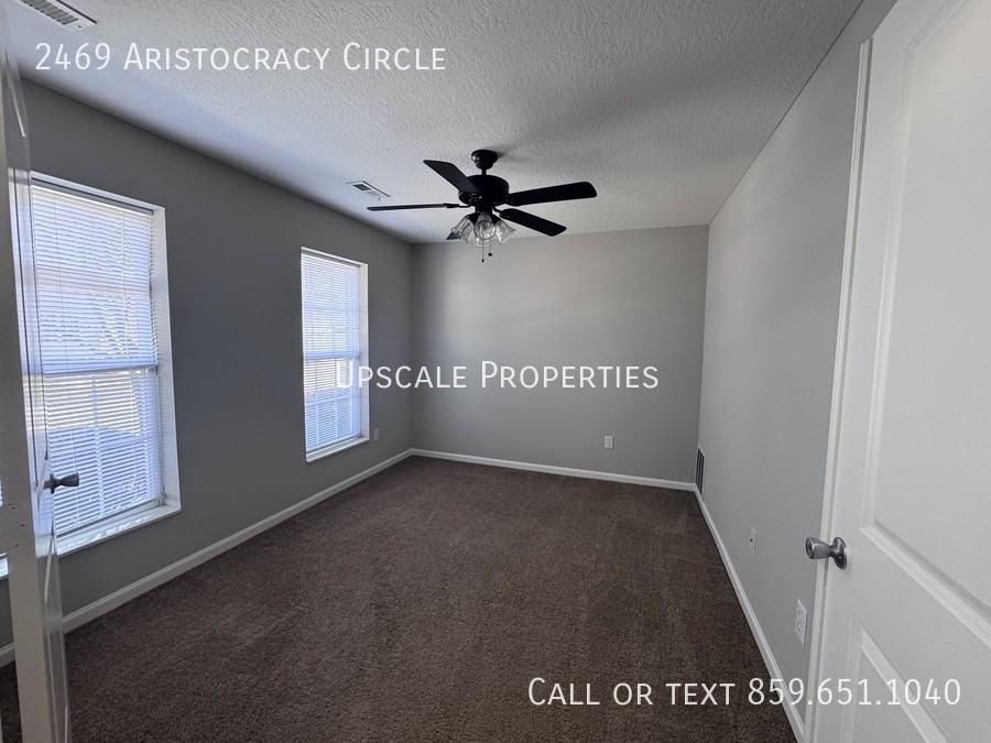 2469 Aristocracy Cir - Photo 4 of 22