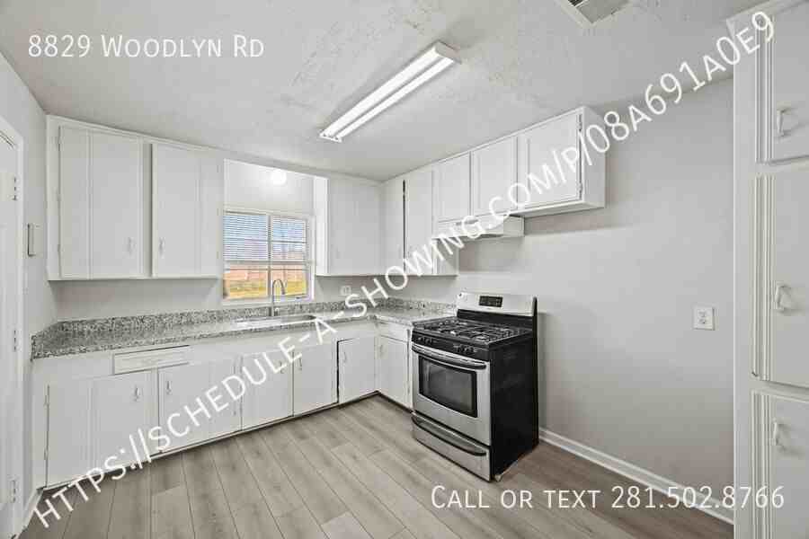 8829 Woodlyn Rd - Photo 7 of 16