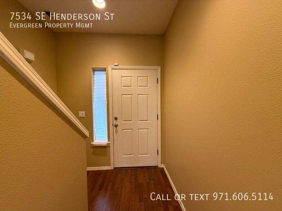 7534 Se Henderson St - Photo 3 of 38