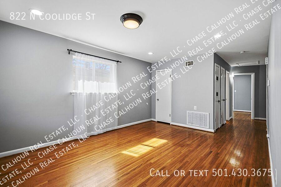 822 N Coolidge St - Photo 6 of 31