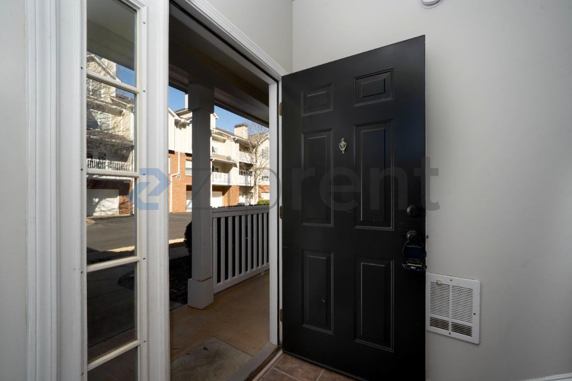 603 Spring Heights Ln Se #603 - Photo 5 of 25