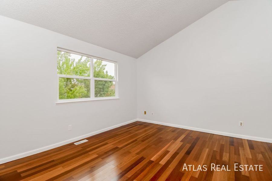 8560 Ilex Dr - Photo 7 of 20