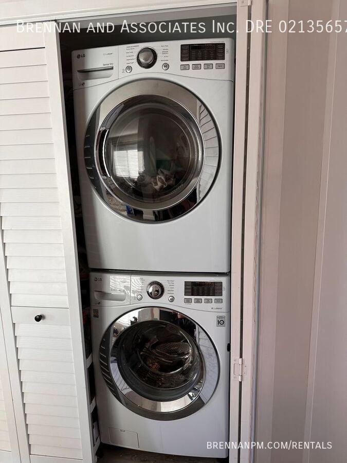 2861 B St #5 - Photo 5 of 39