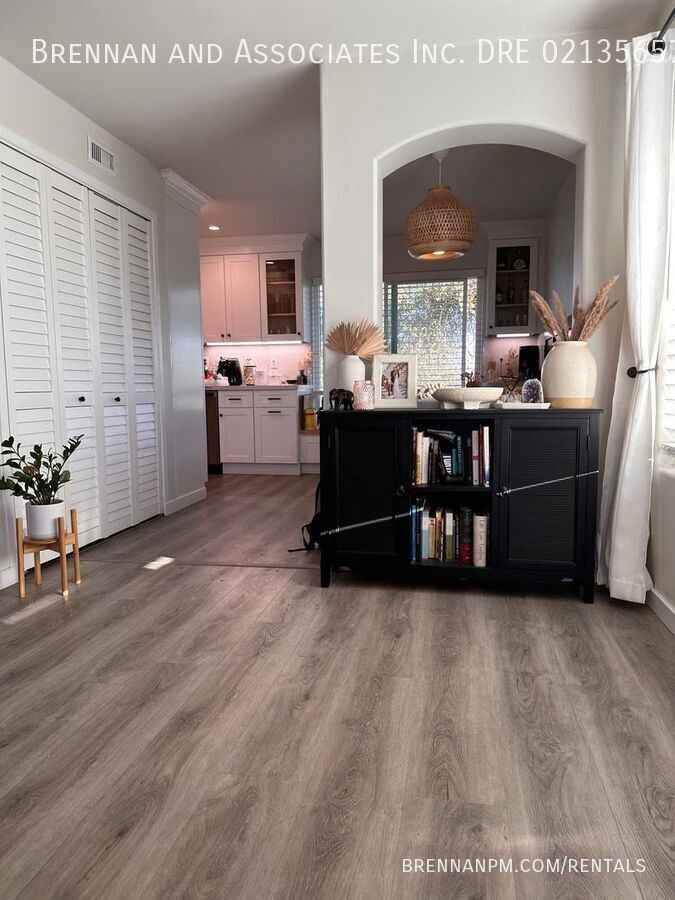 2861 B St #5 - Photo 6 of 39