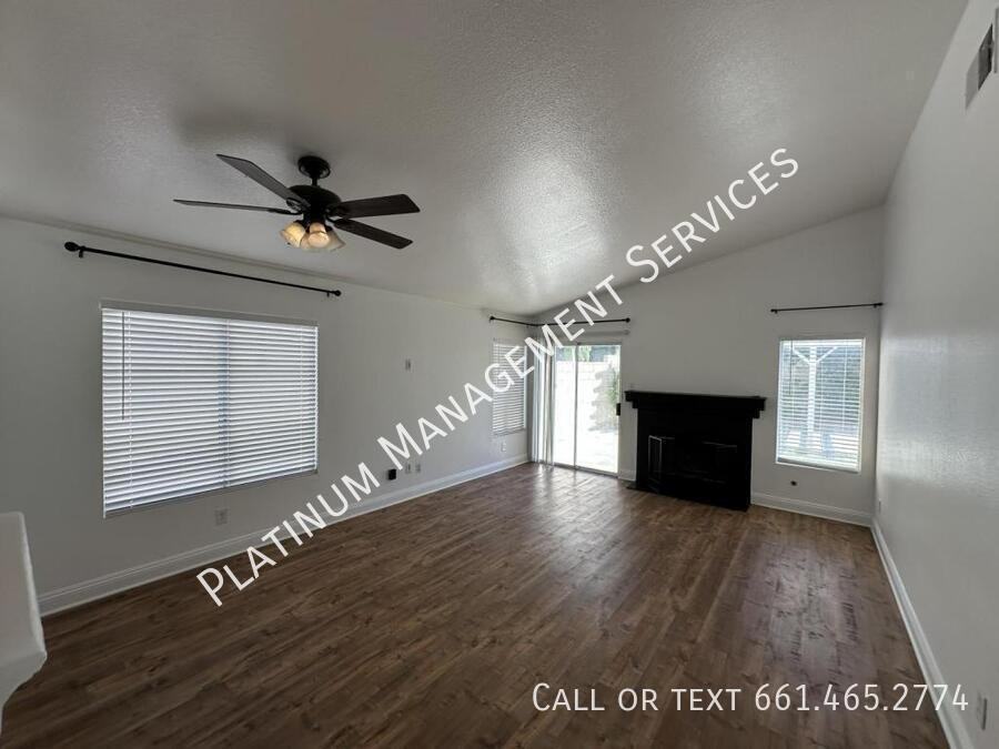 45712 Saint Andrews St - Photo 3 of 17