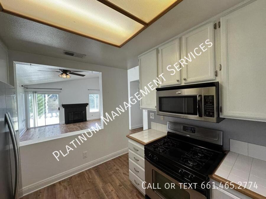 45712 Saint Andrews St - Photo 7 of 17