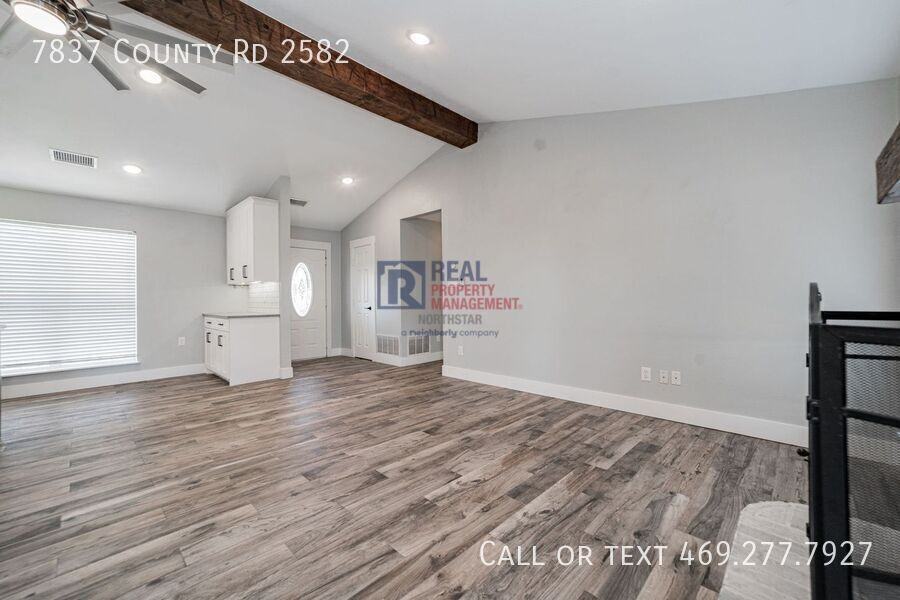 7837 County Road 2582 - Photo 6 of 39