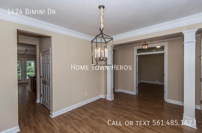 1424 Bimini Dr - Photo 3 of 17