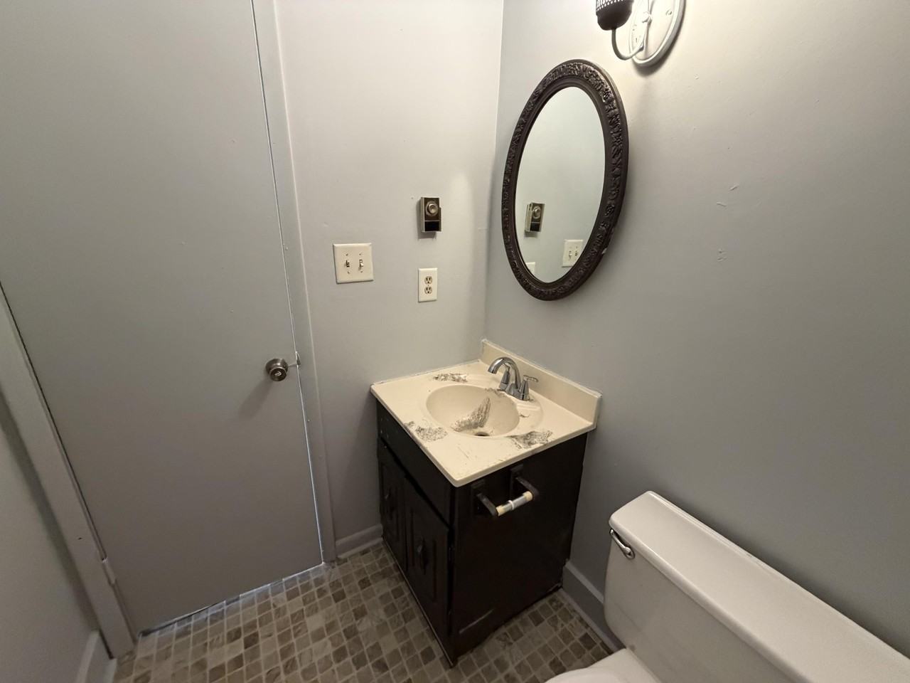 1212 James St - Photo 5 of 11