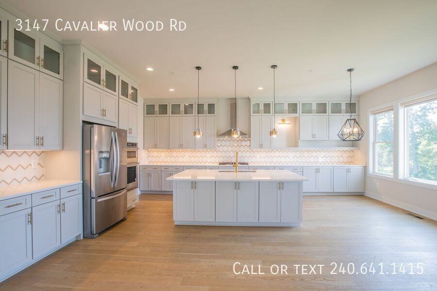 3147 Cavalier Wood Rd - Photo 7 of 50