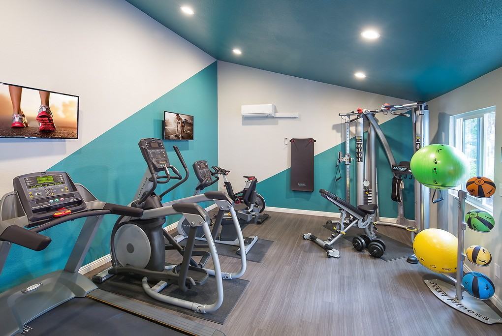 CentrePointe - Photo 2 of 28