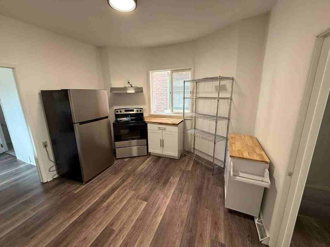 38 Crown St - Photo 5 of 17