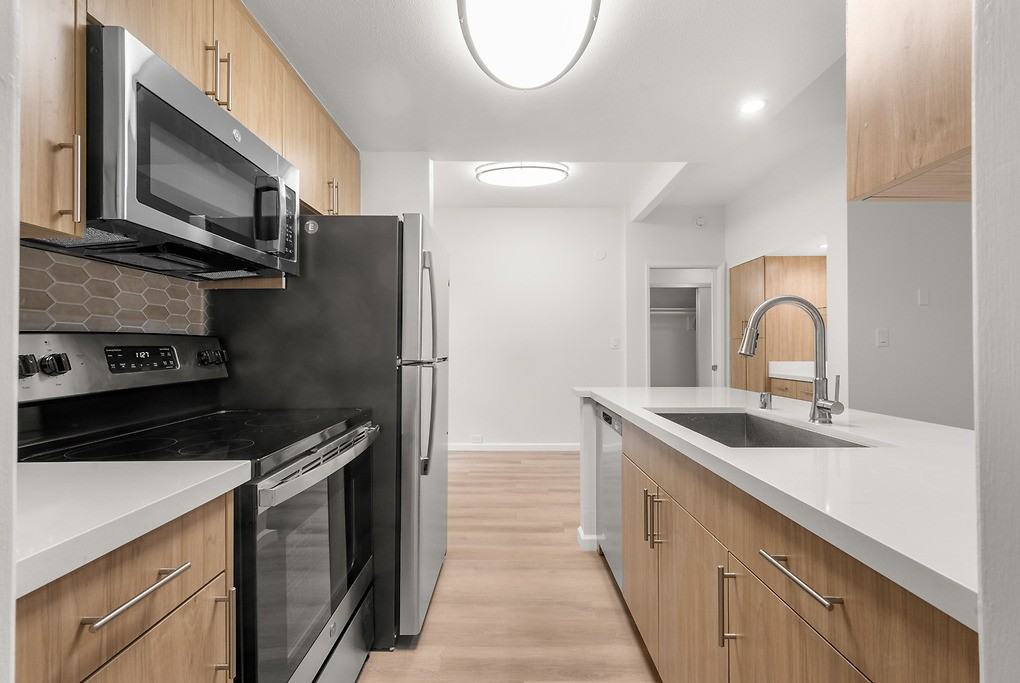 The Blake LA - Photo 6 of 37