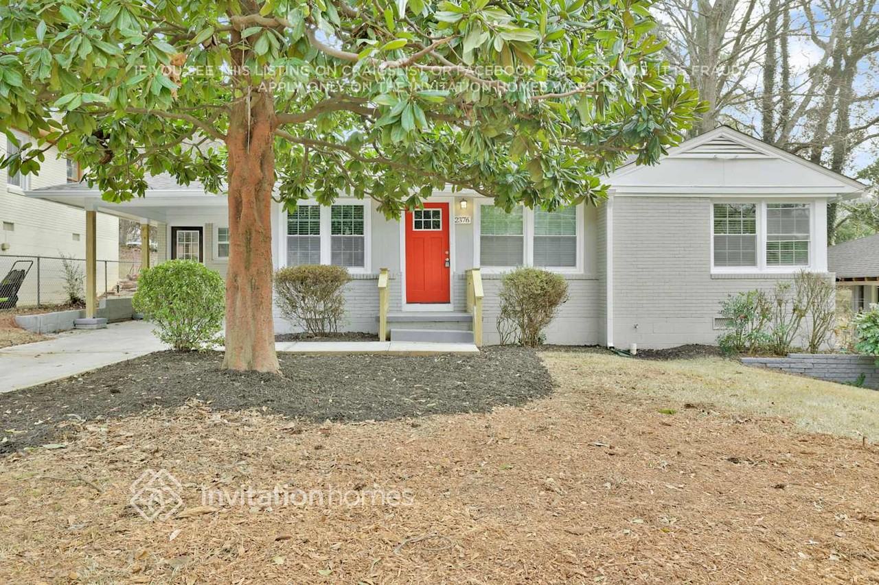 2376 Springdale Rd Sw - Photo 2 of 26