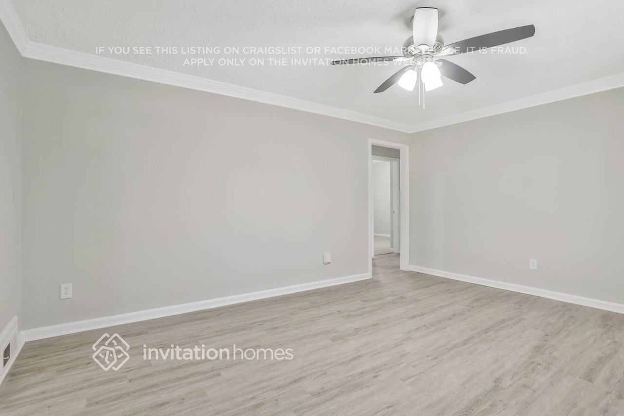 2376 Springdale Rd Sw - Photo 5 of 26