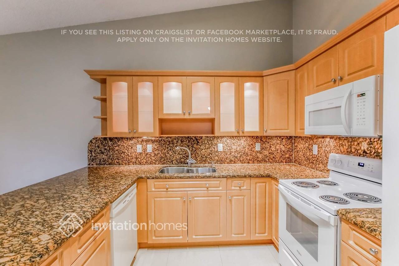 15052 Sw 63rd Ter - Photo 6 of 17