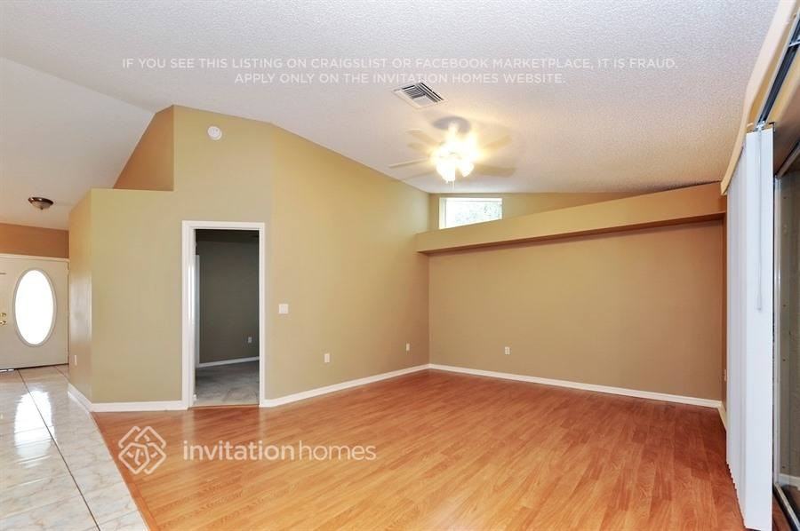 5430 Los Palos Dr - Photo 2 of 21