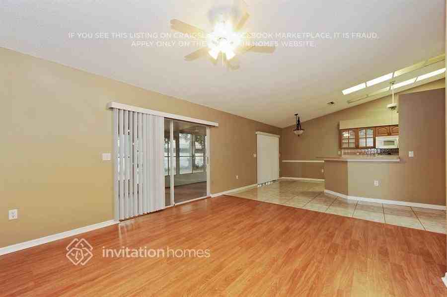 5430 Los Palos Dr - Photo 5 of 21