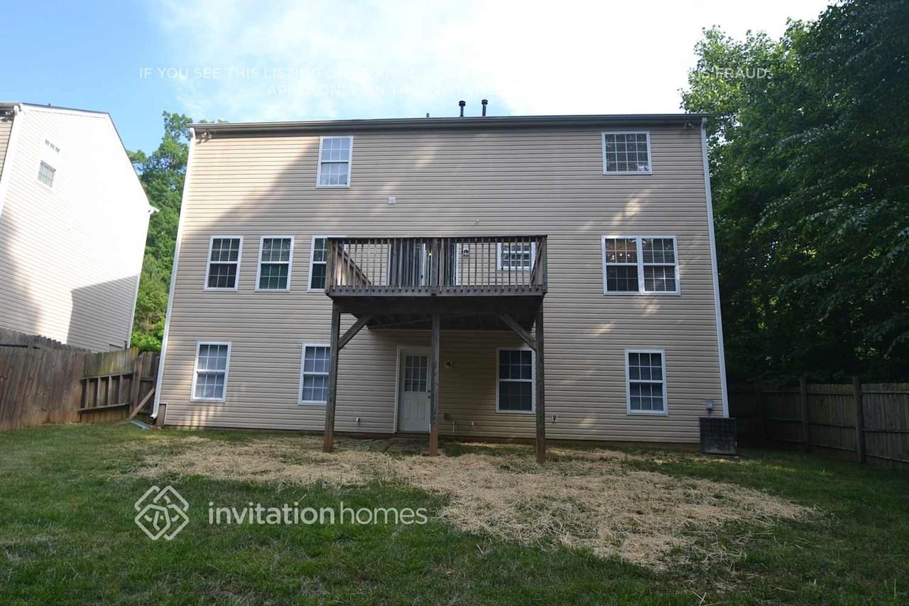 6625 Forest Cross Dr - Photo 2 of 3