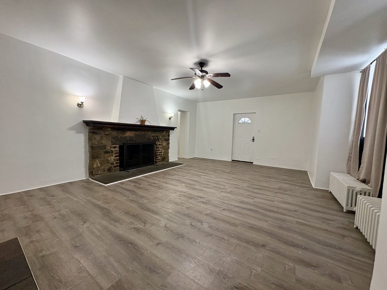 2 Hollowbrook Pl #NA - Photo 4 of 17