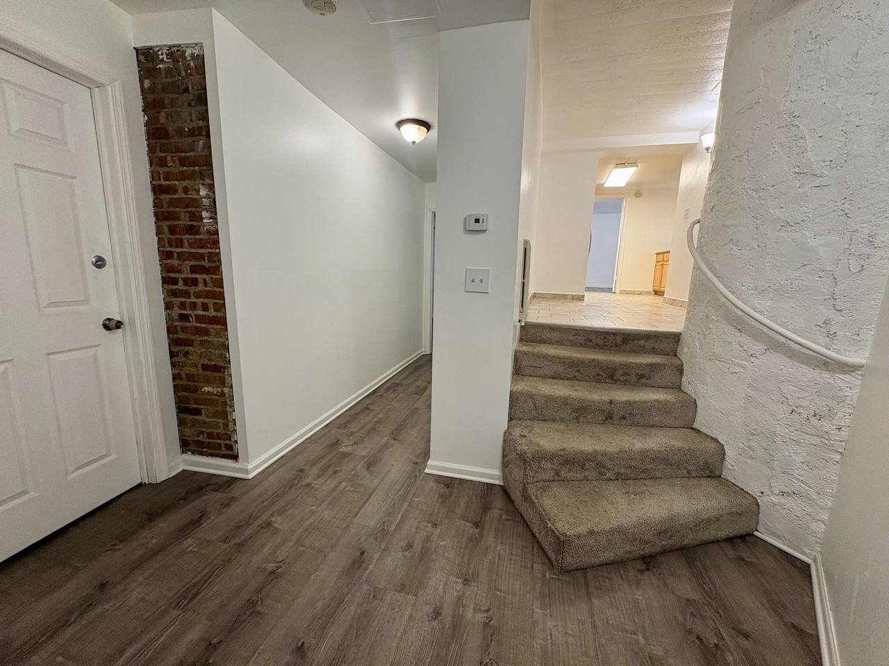 2 Hollowbrook Pl #NA - Photo 6 of 17