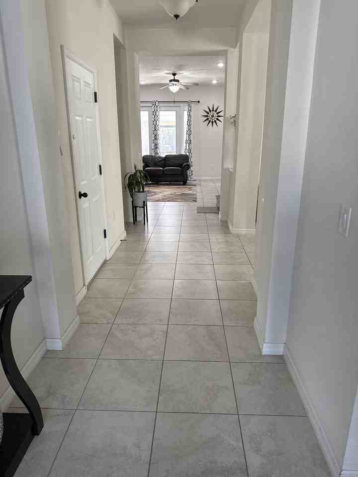 12616 Salomon Cove Dr #NA - Photo 5 of 19