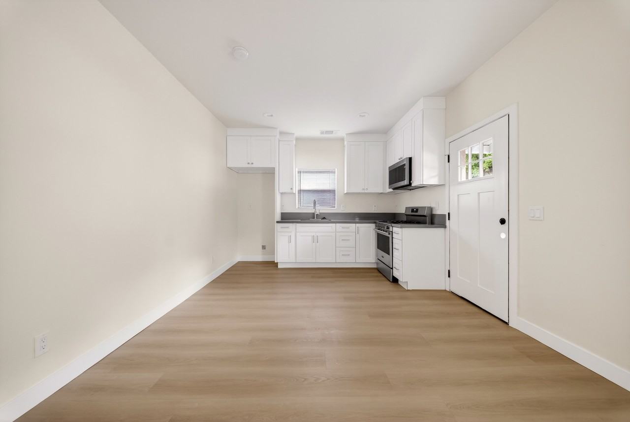 3200 Weldon Ave #NA - Photo 2 of 10