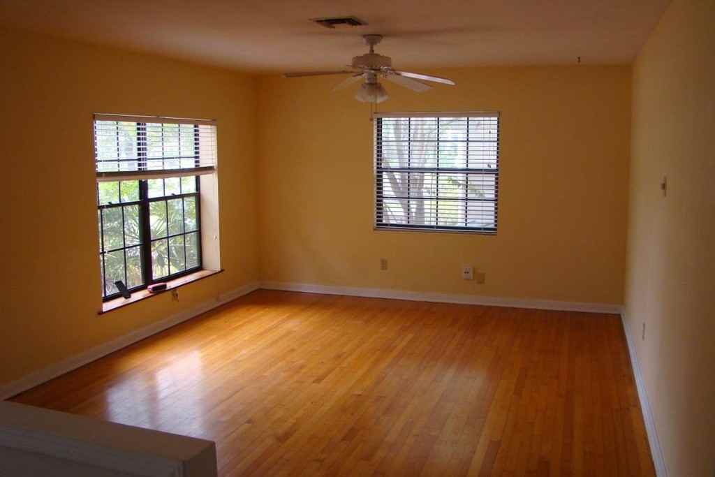 E Vanderbilt St #NA - Photo 2 of 15