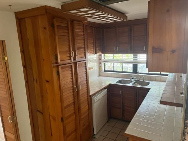 E Vanderbilt St #NA - Photo 7 of 11