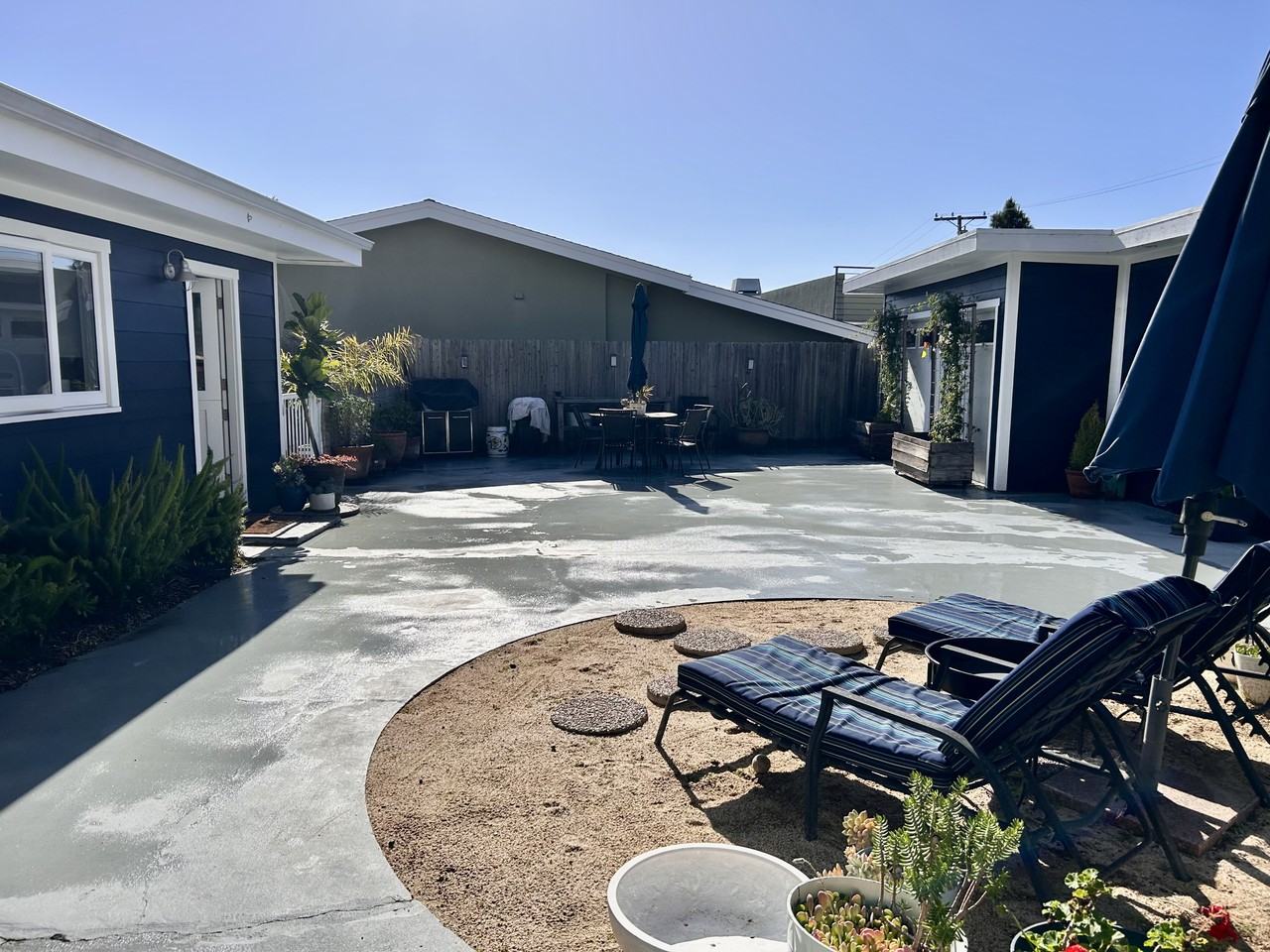 204 W Paseo De Cristobal #B - Photo 3 of 20