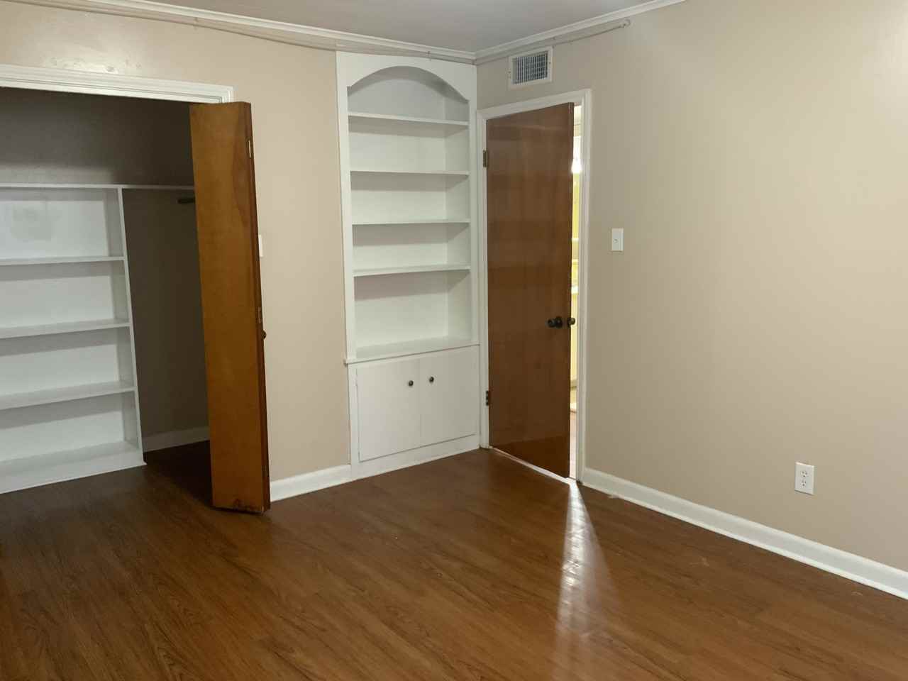 204 Post Oak Blvd #114 - Photo 7 of 15