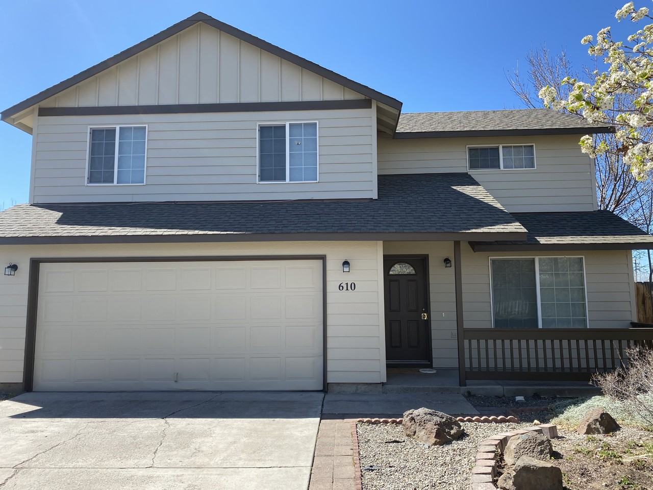 601 Ne Sandstone Ln #NA - Photo 2 of 16