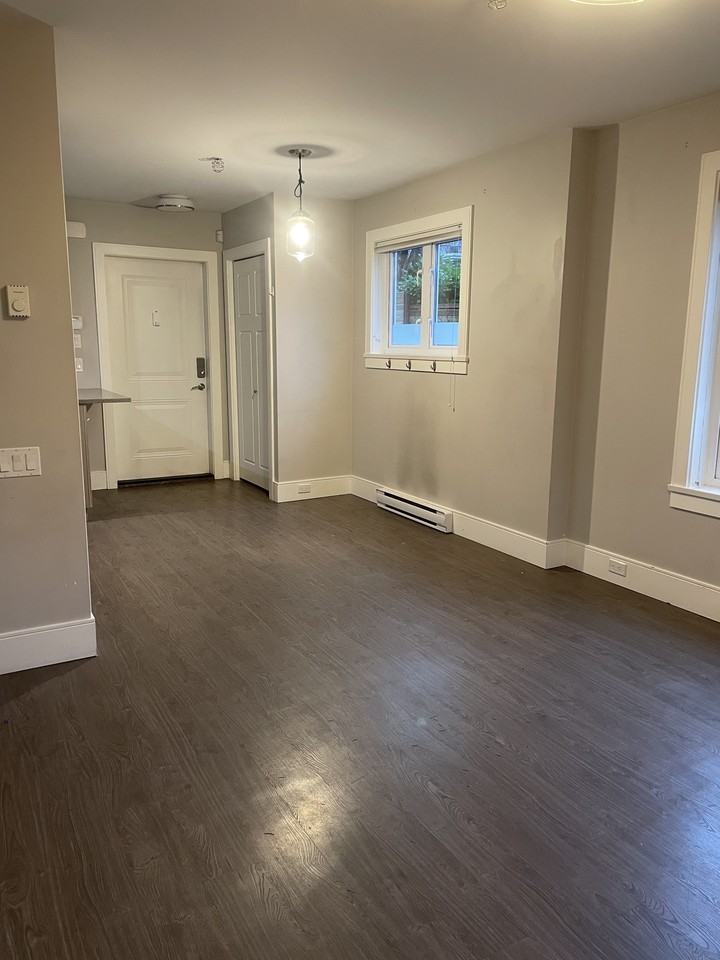 Trafalgar St & W 11th Ave - Photo 4 of 14