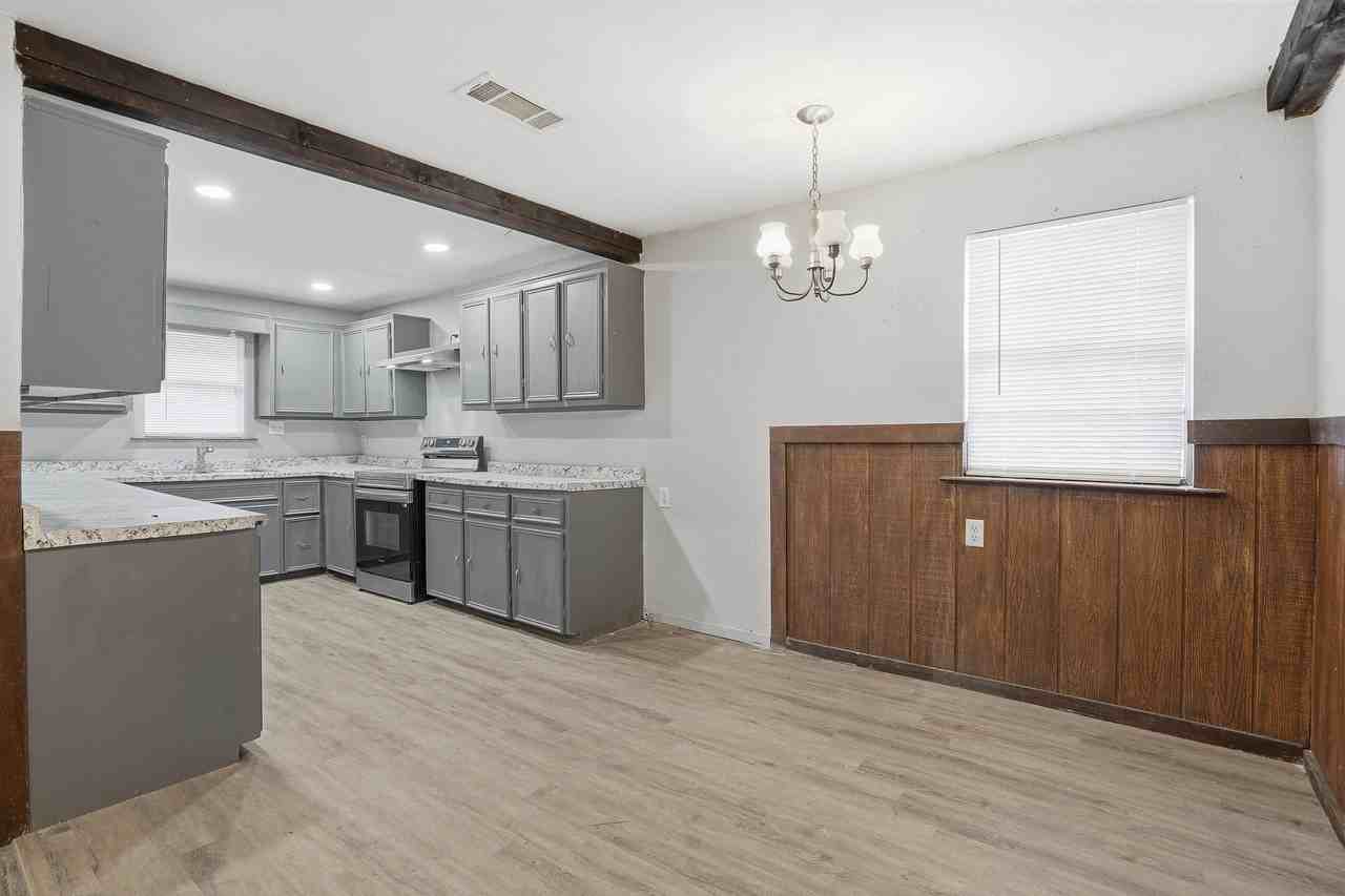 1412 Chase Ave #1 - Photo 5 of 45