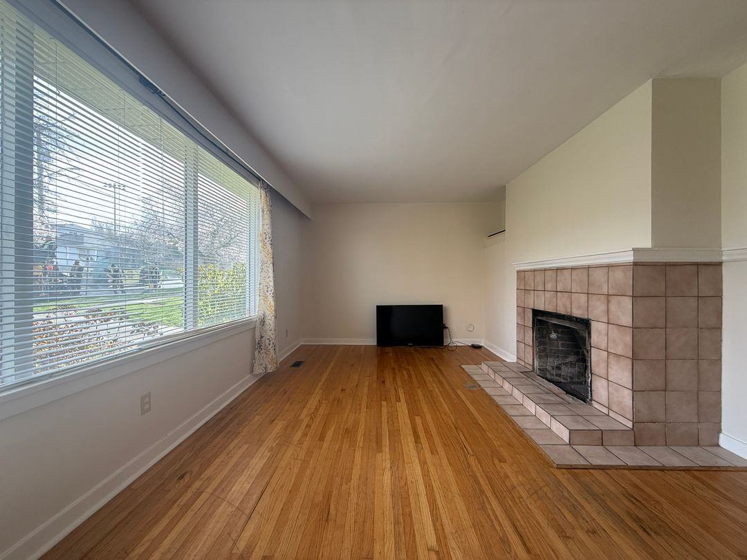 3122 Alder Street - Photo 3 of 13