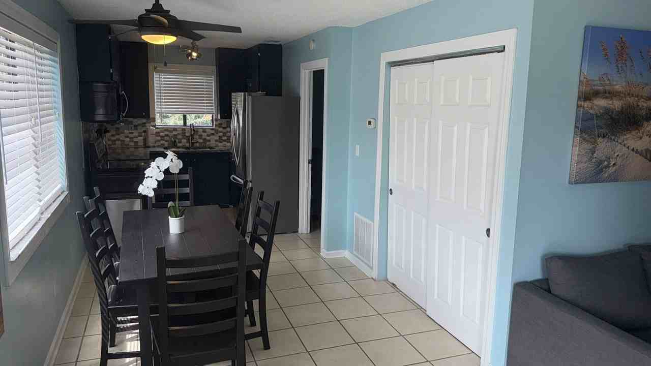 206 10th StreetUnit A #1 - Photo 4 of 10