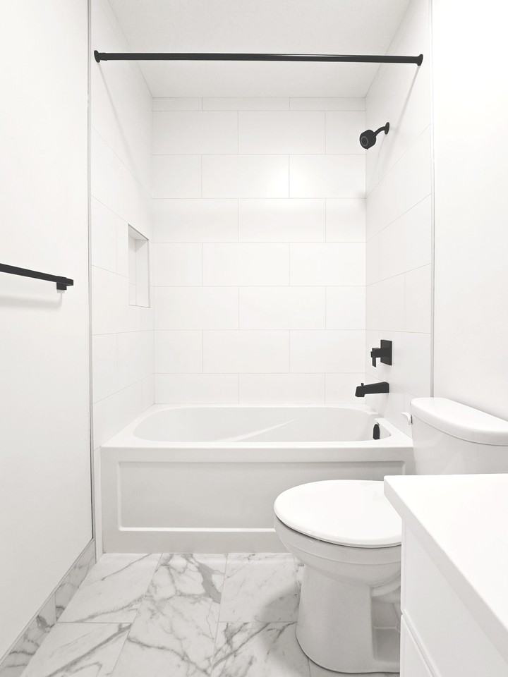 10617 122 Ave Nw Bsmt #10617BS - Photo 7 of 11