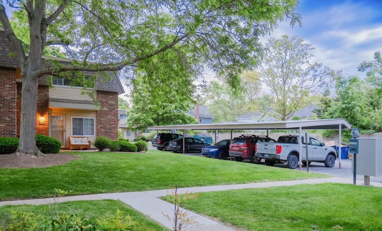 531 Long Shore Dr #1 - Photo 2 of 15