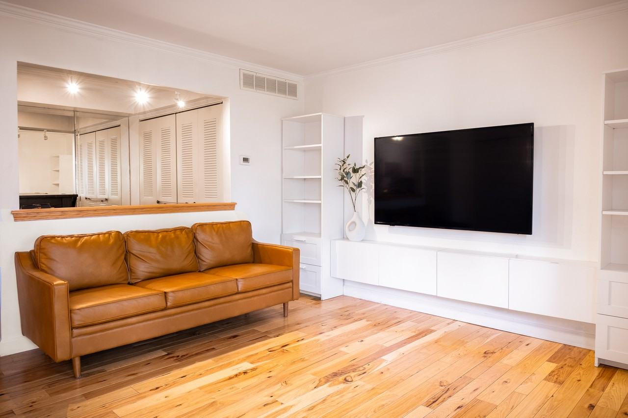 531 Long Shore Dr #1 - Photo 5 of 15