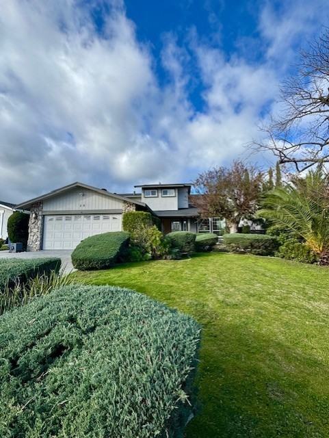 28 Crosby Ct #1 - Photo 2 of 35