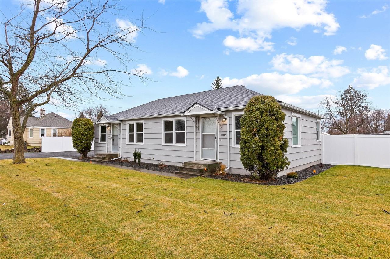 10112 E Broadway Ave #1 - Photo 2 of 17