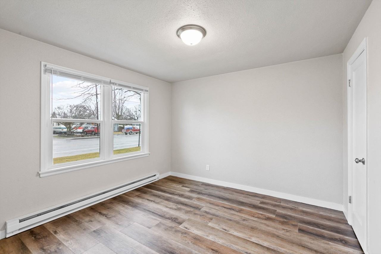 10112 E Broadway Ave #1 - Photo 7 of 17