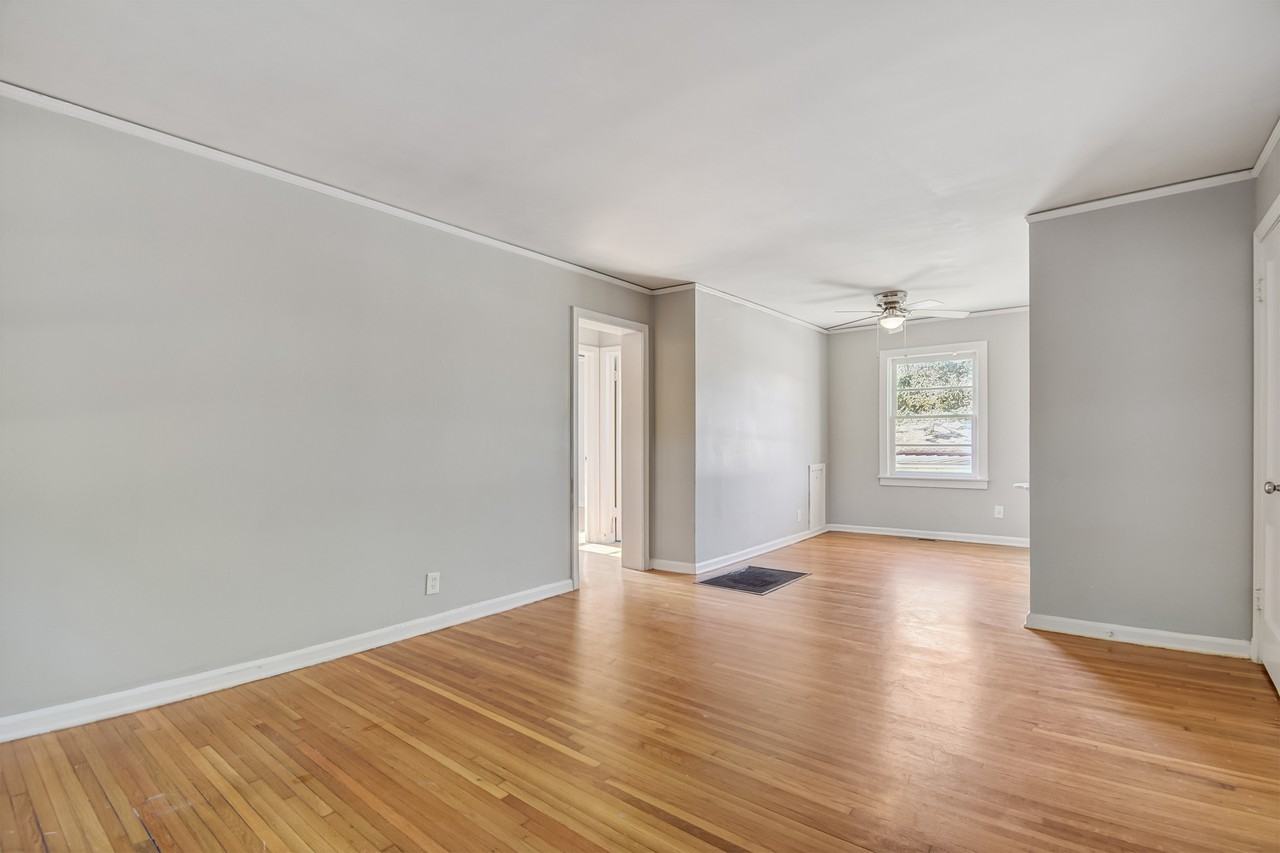 1311 S Jackson Ave #1 - Photo 3 of 21