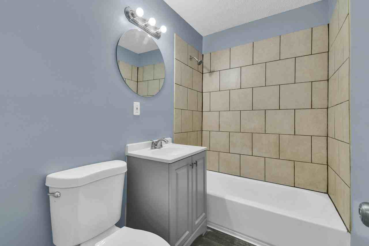 3414 Elmwood Ave - Photo 4 of 16