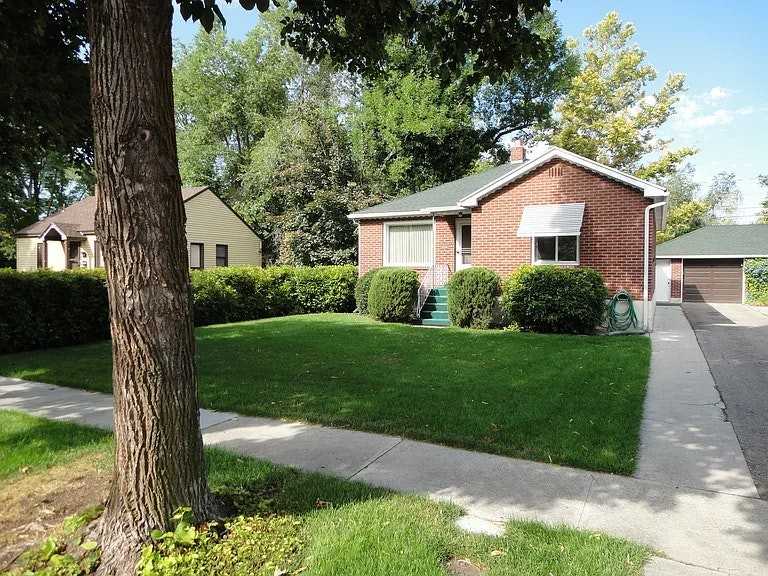 355 North 600 East - Photo 2 of 11