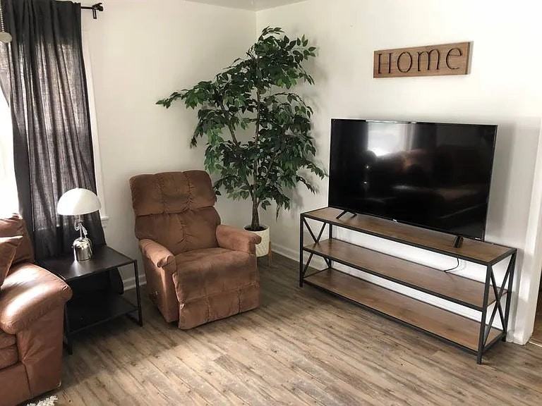 355 North 600 East - Photo 3 of 11