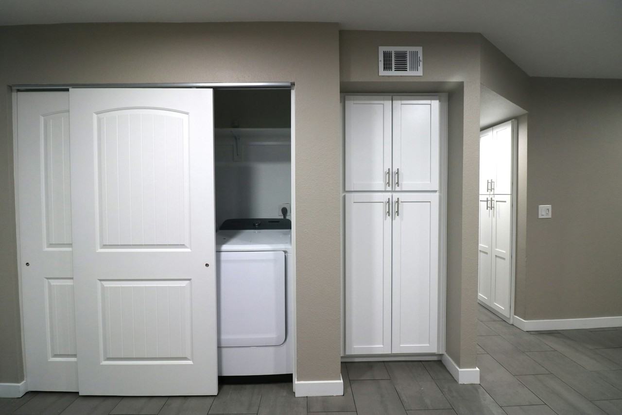 1 North Naco Way, Unit 1 - Photo 6 of 17