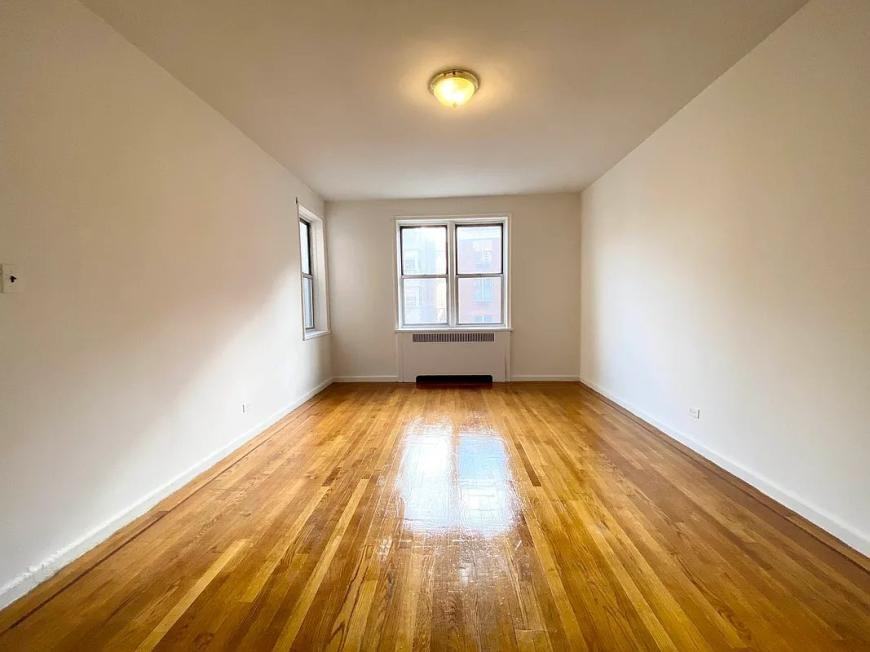 1515 Grand Concourse - Photo 3 of 5