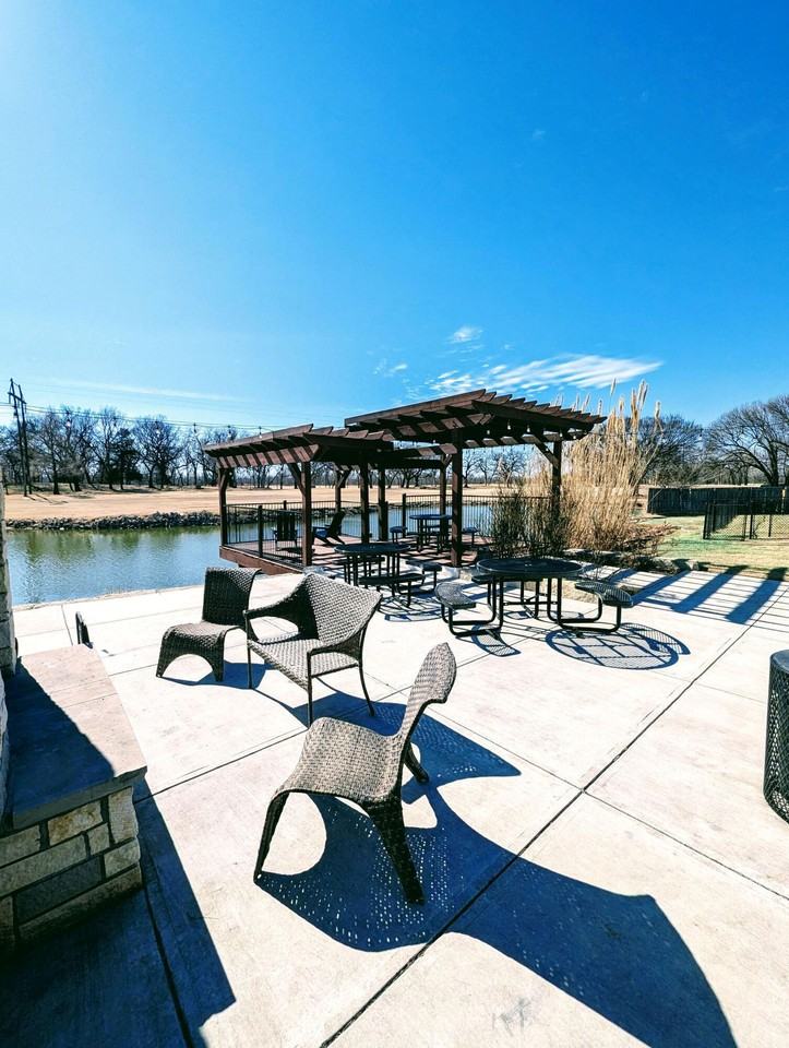 The Landing On 9 - Photo 6 of 15