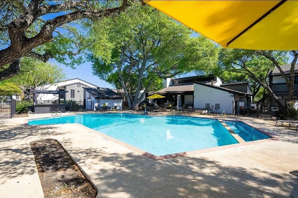 The WerX - Photo 2 of 19